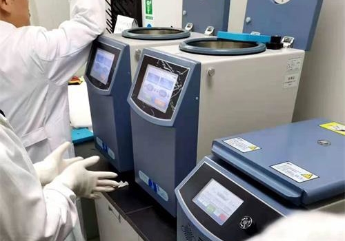 高速離心機,醫用離心機,高速冷凍離心機,低速離心機,冷凍離心機,臺式離心機-湖南可成儀器設備有限公司